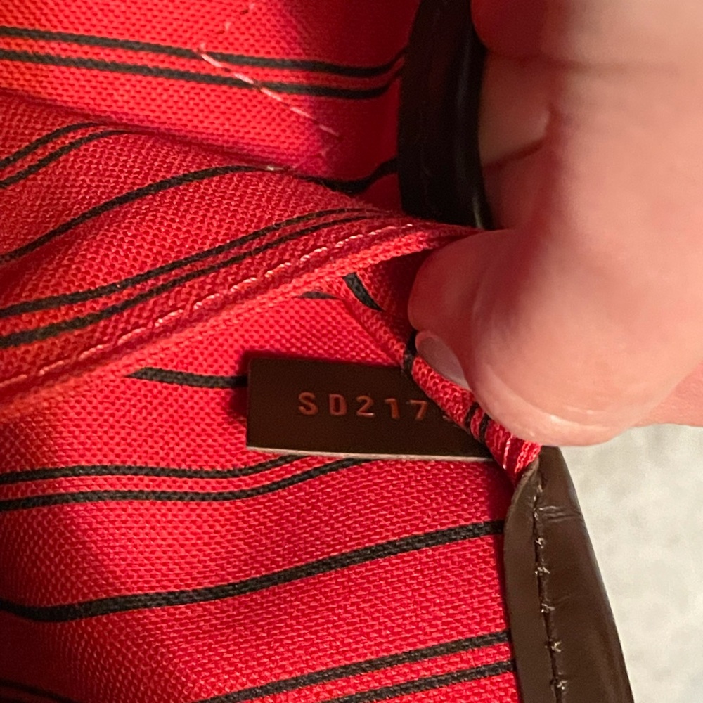 Louis Vuitton Neverfull GM - Picture 12 of 14